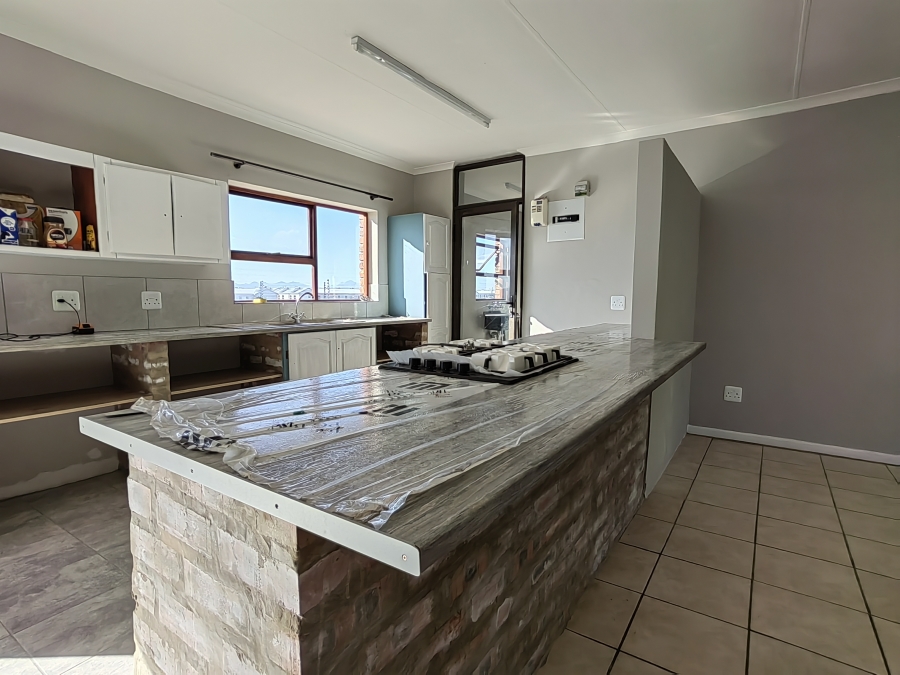 3 Bedroom Property for Sale in Heiderand Western Cape
